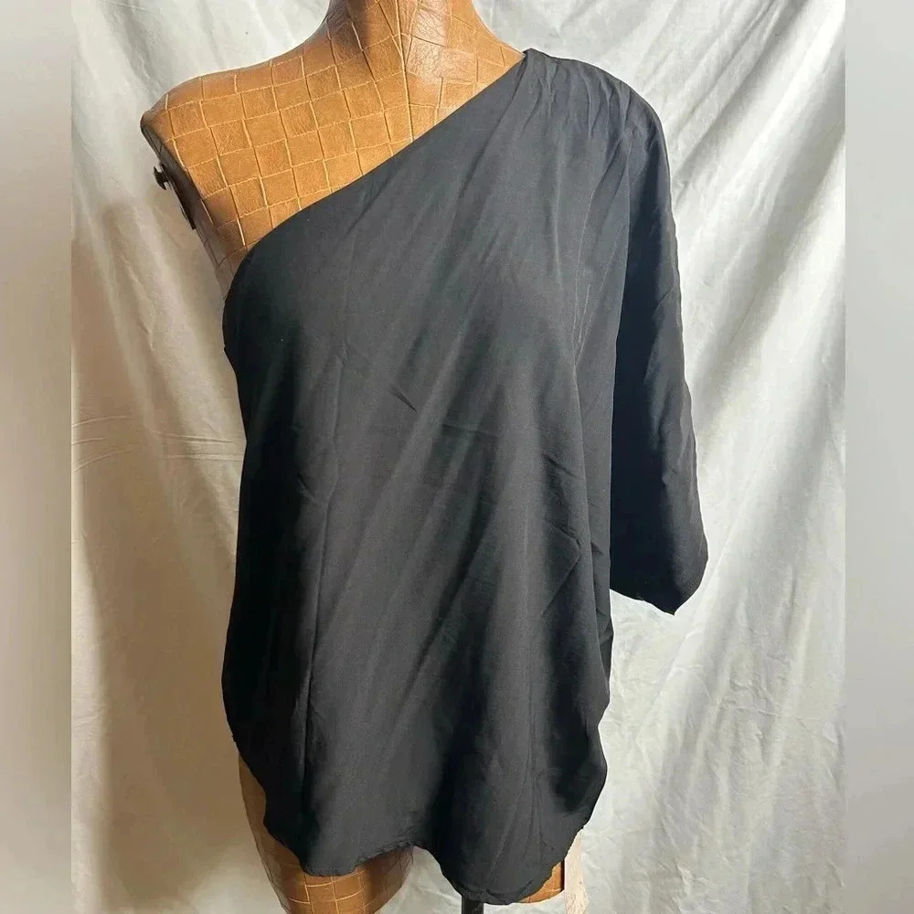 Emery‎ Rose Women’s 1 shoulder top Large Black